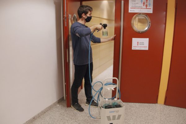 A018_09072231_C105.mov.22_31_28_06.Imagen fija00146